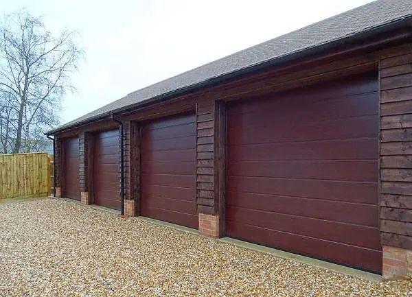 Секционные ворота «АЛЮТЕХ» по выгодным ценам